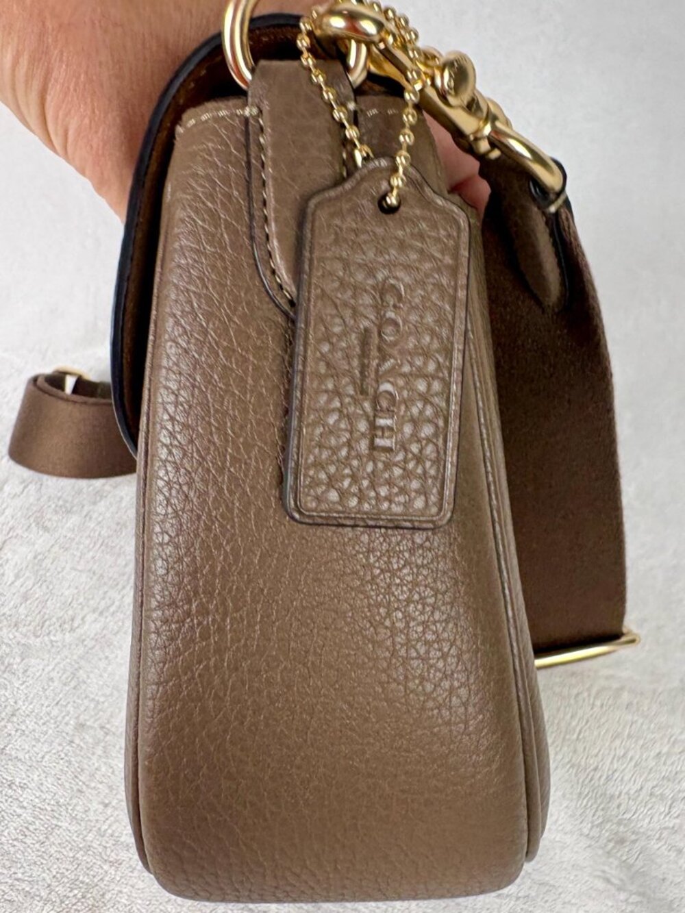 Coach NWT Amelia Pebble Leather Saddle Bag in Dark Stone - Picture 3 of 16